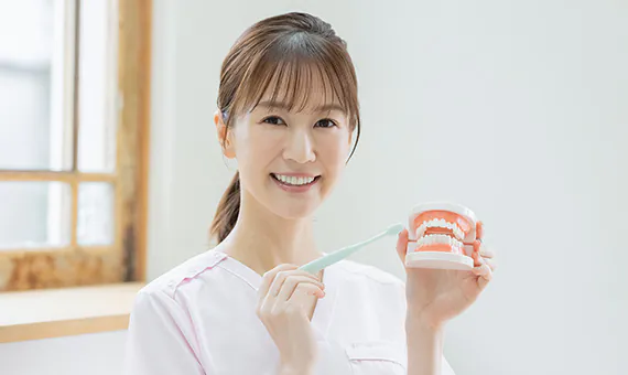 生涯を通じてよく噛めるお口を維持する予防歯科
